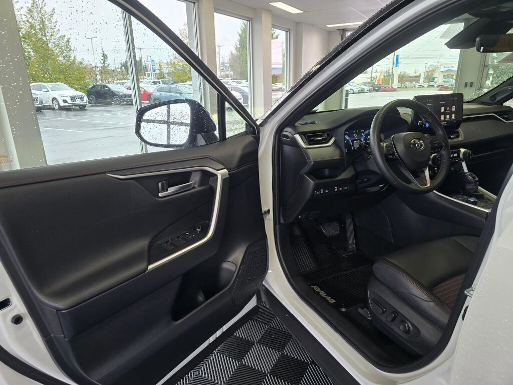 Used 2024 Toyota RAV4 XSE w/ Weather Package image 20
