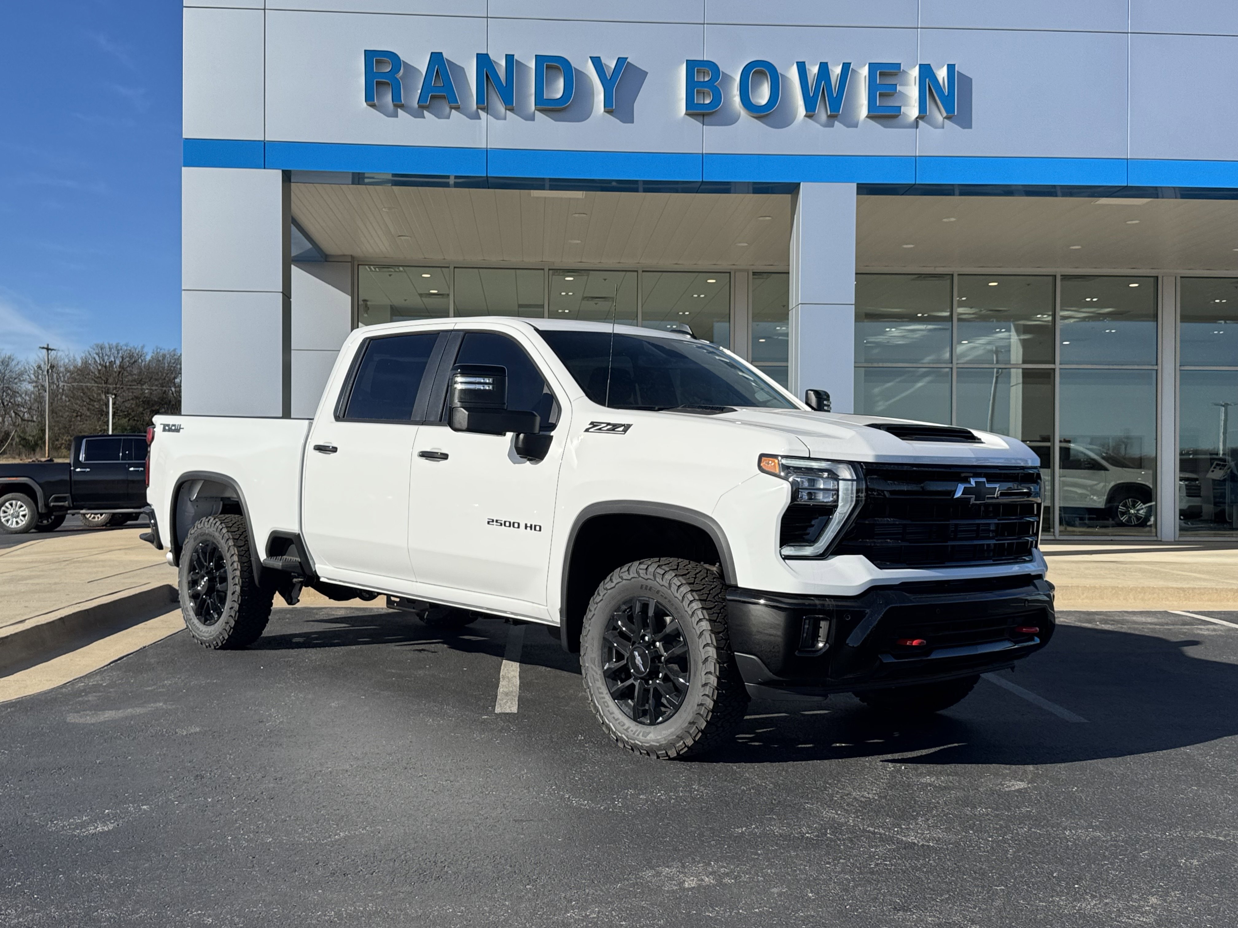 New 2026 Chevrolet Silverado 2500 LT w/ Trail Boss Package
