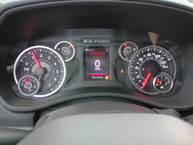New 2026 RAM 2500 Tradesman AWD/4WD image 14