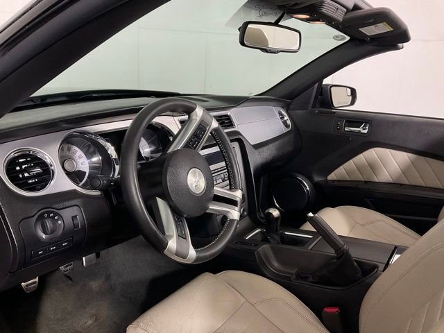 Used 2012 Ford Mustang Premium image 20
