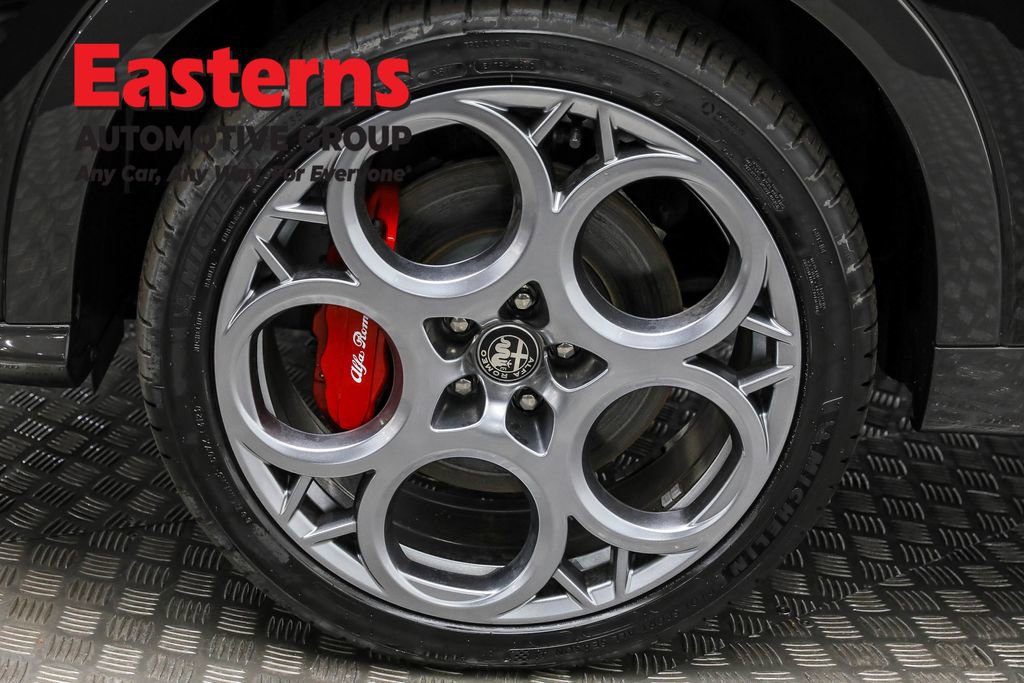 Used 2024 Alfa Romeo Tonale Veloce AWD/4WD image 30