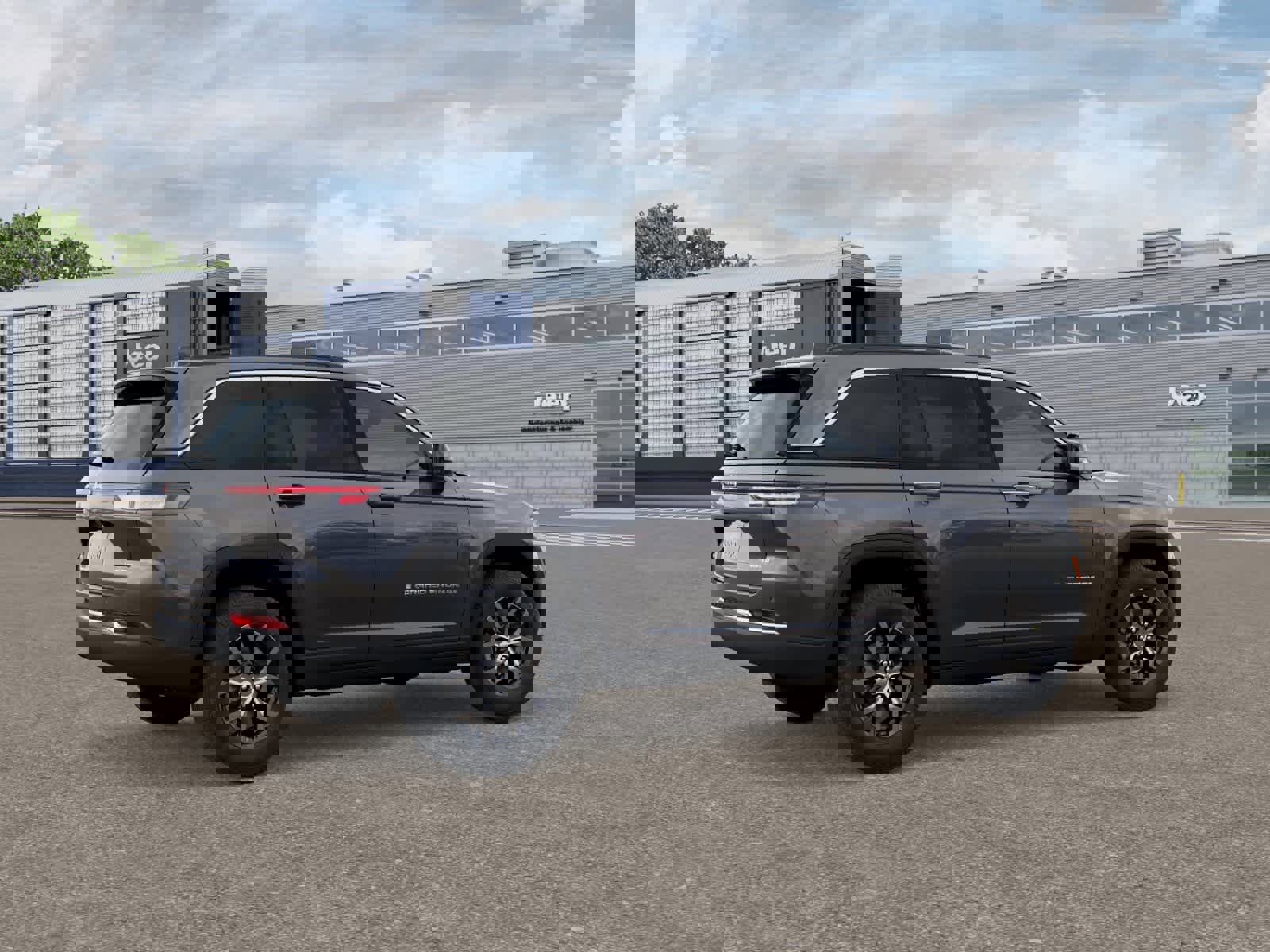 New 2025 Jeep Grand Cherokee Limited image 4