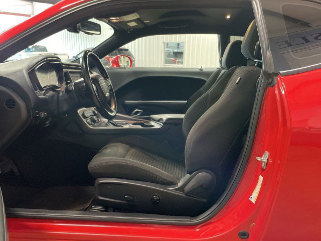 Used 2020 Dodge Challenger SXT RWD image 14