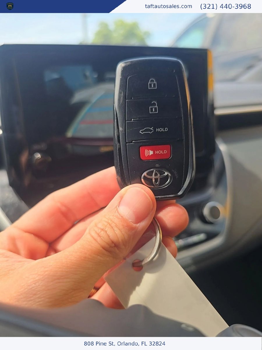 Used 2025 Toyota Corolla SE FWD image 26