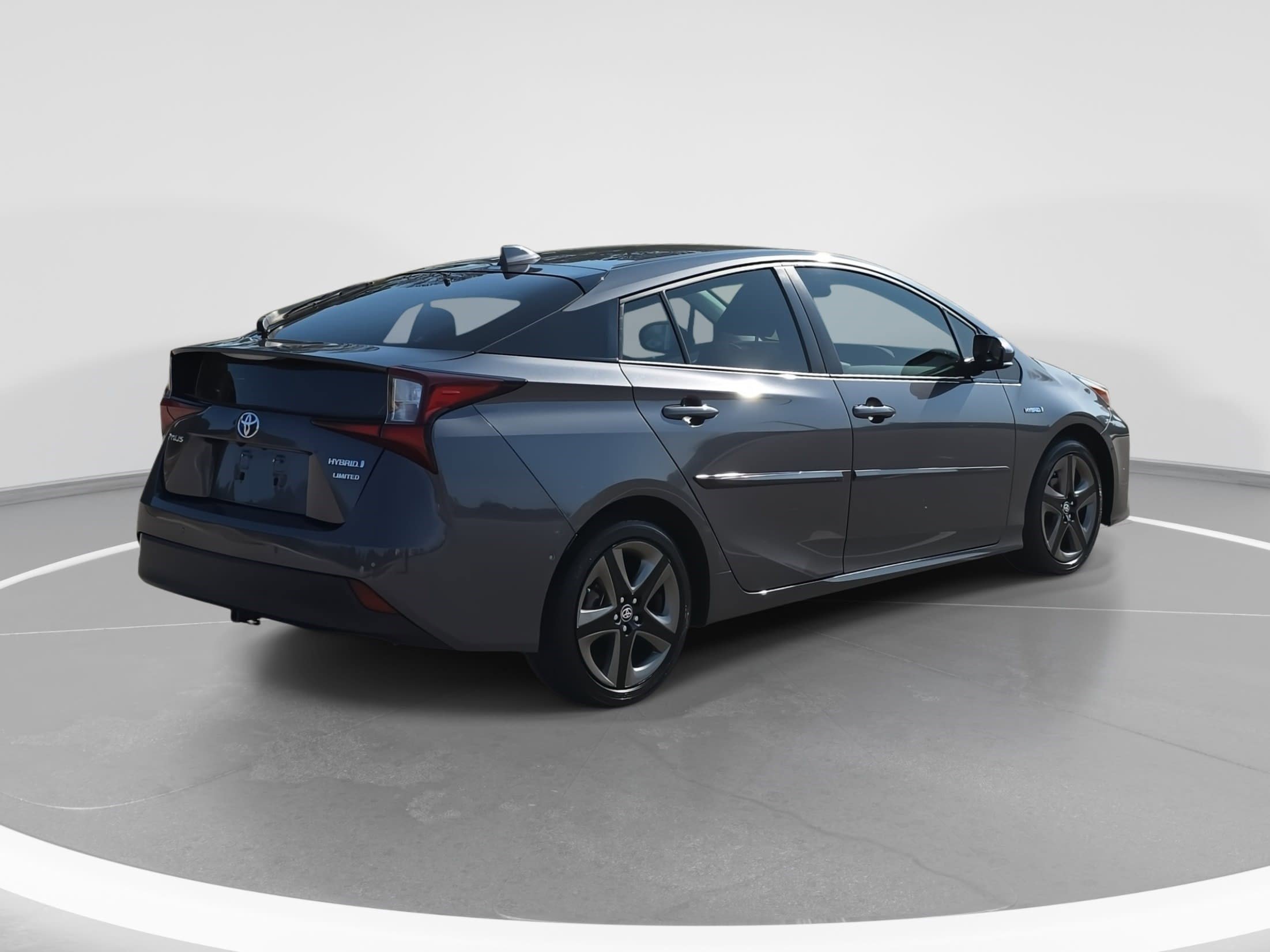 Used 2020 Toyota Prius Limited image 5