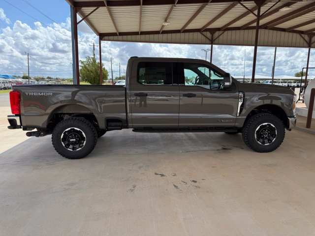 New 2026 Ford F250 XLT w/ Tremor Off-Road Package AWD/4WD image 9