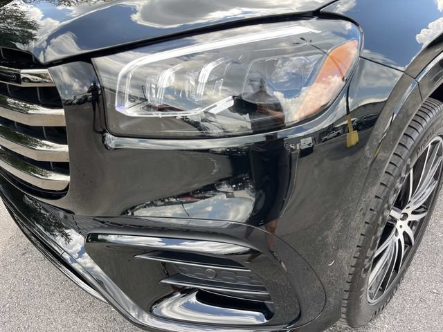Used 2025 Mercedes-Benz GLS 450 4MATIC image 11