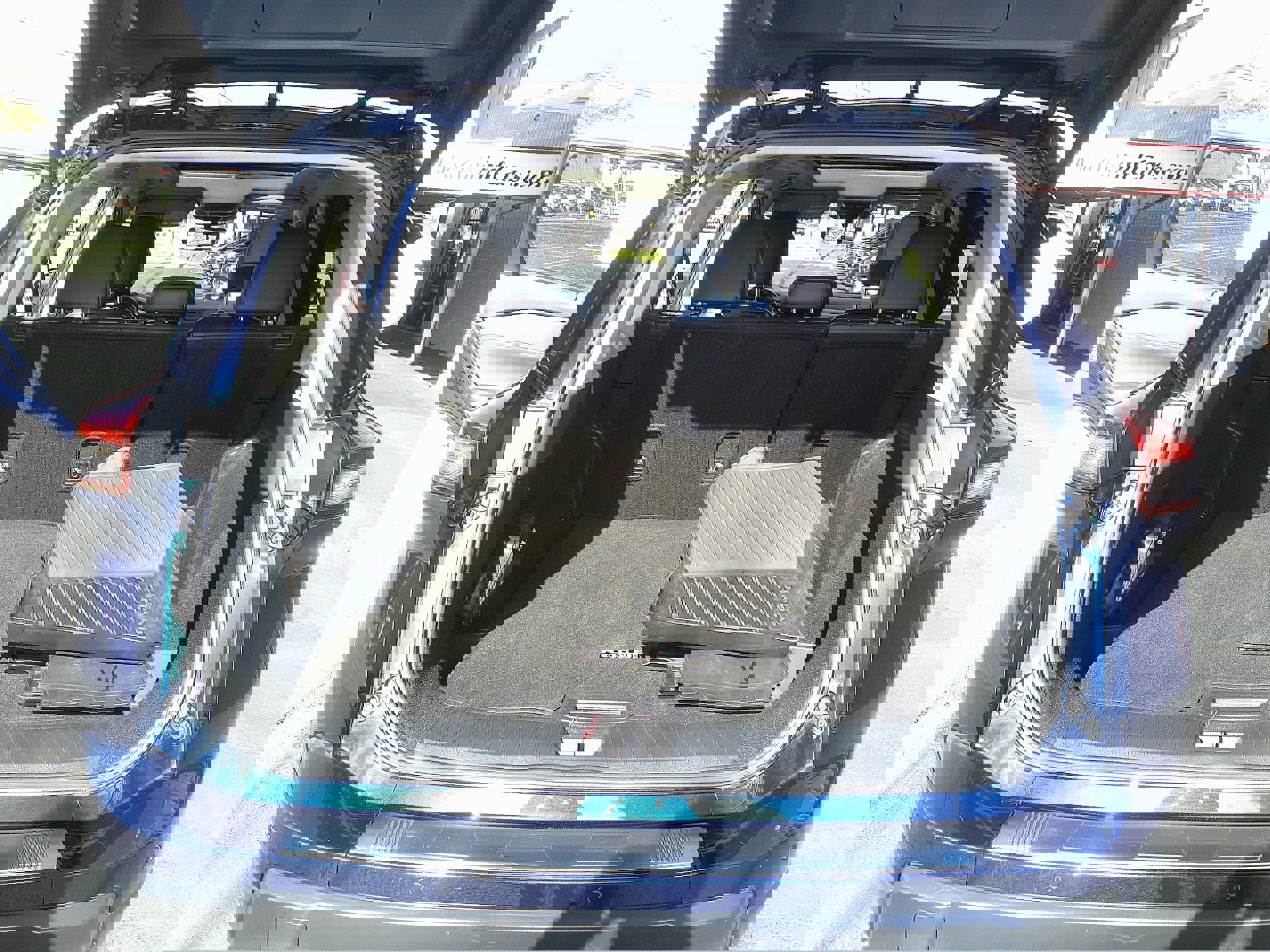 Used 2024 Nissan Rogue SV w/ SV Premium Package image 20