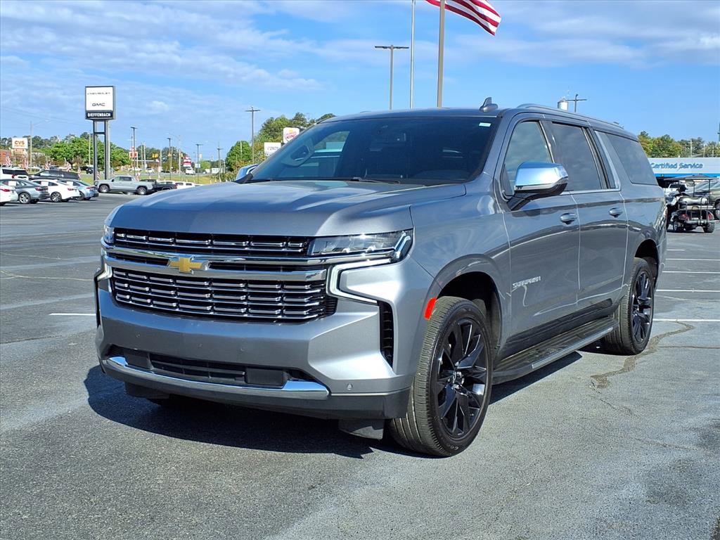 Used 2022 Chevrolet Suburban Premier image 1