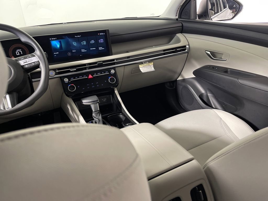 Certified 2025 Hyundai Tucson SEL FWD image 17