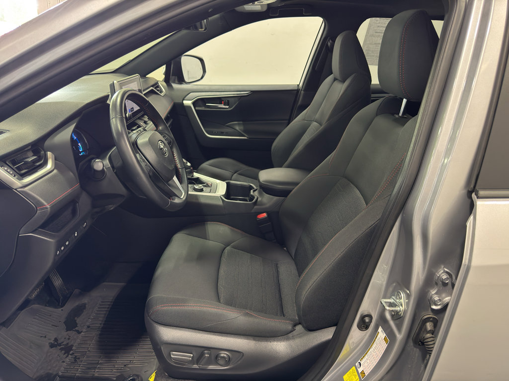 Used 2023 Toyota RAV4 SE w/ Weather & Moonroof Package AWD/4WD image 22