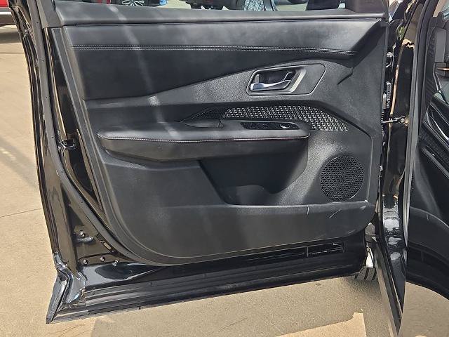 Certified 2023 Nissan Ariya FWD image 16