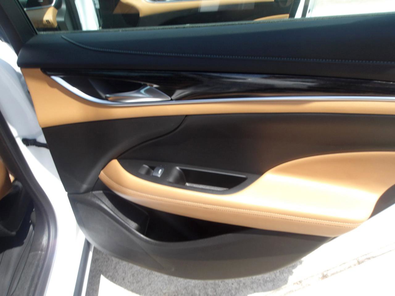 Used 2017 Buick LaCrosse Essence w/ Sights and Sounds Package image 7