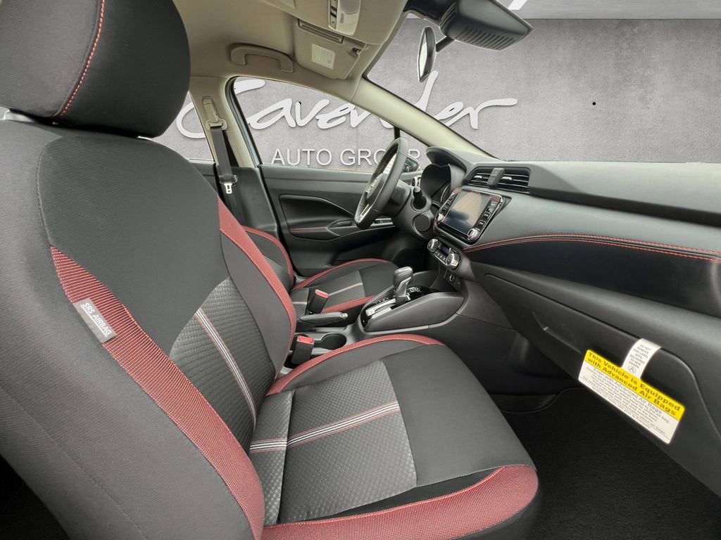 New 2025 Nissan Versa SR FWD image 24