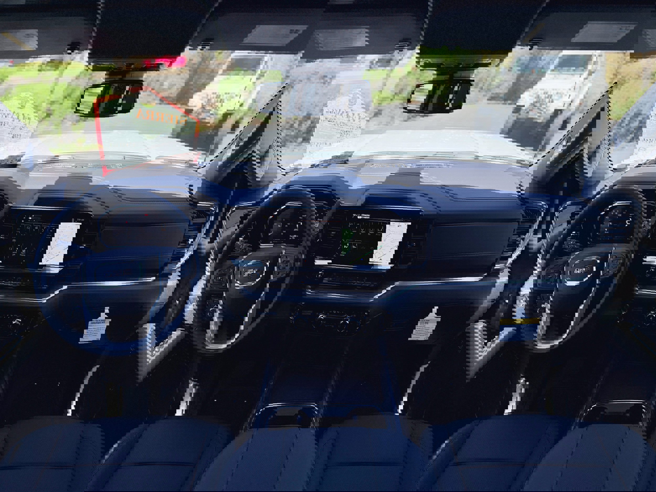 New 2026 GMC Sierra 2500 SLT w/ SLT Premium Package image 18