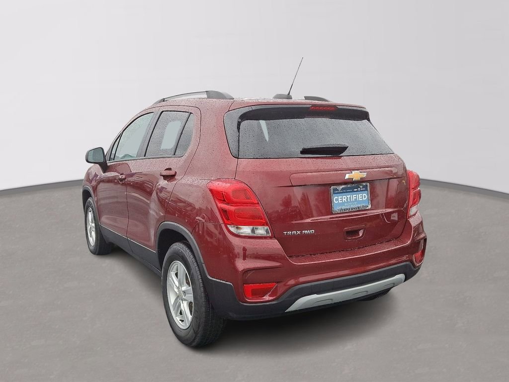 Certified 2022 Chevrolet Trax LT w/ LT Convenience Package image 4