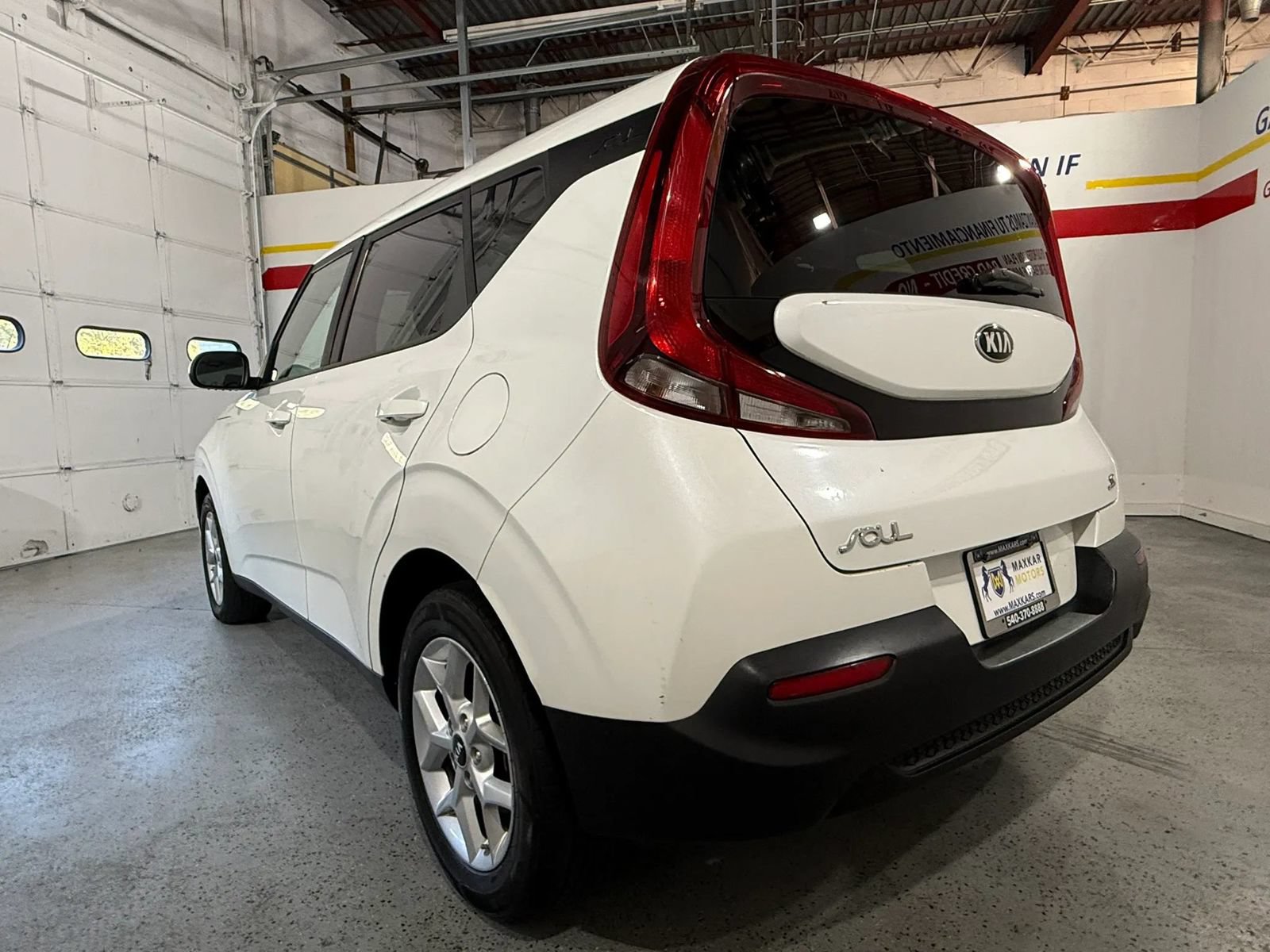 Used 2020 Kia Soul S FWD image 9