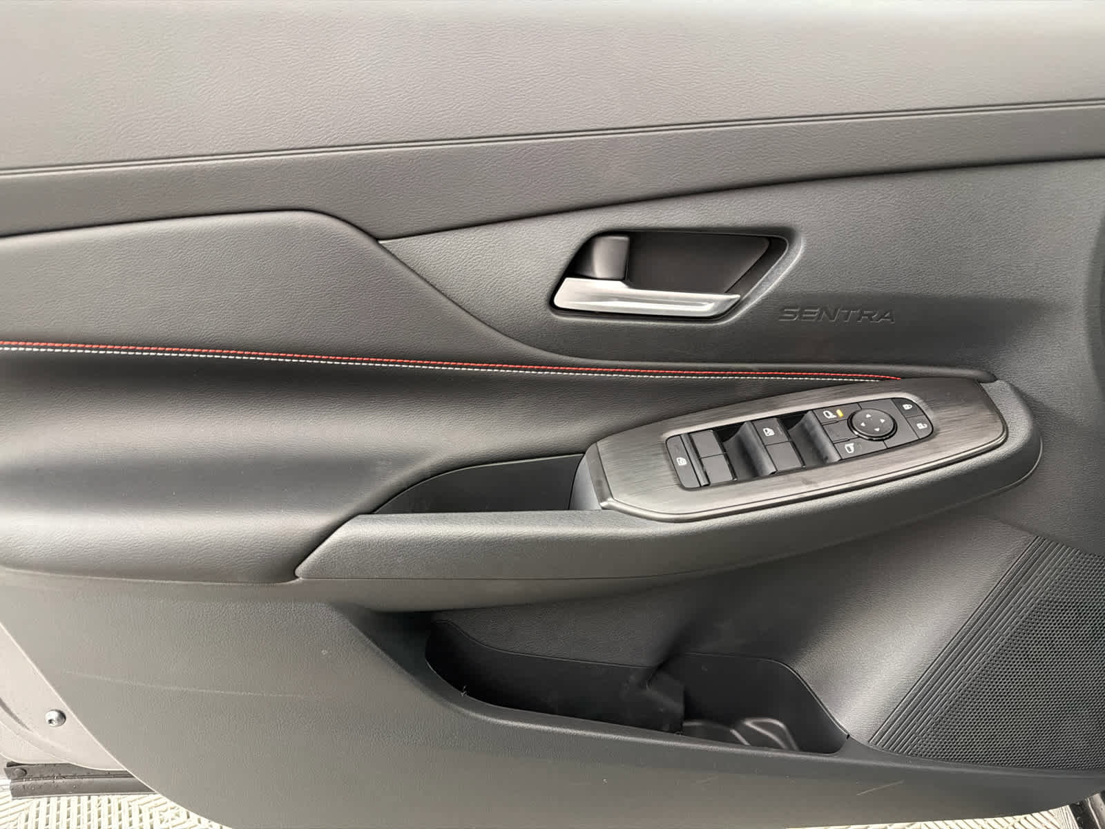 New 2026 Nissan Sentra SR w/ Floor Mat Package image 22