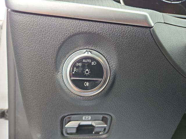 Used 2024 Mercedes-Benz C 300 4MATIC Sedan image 21
