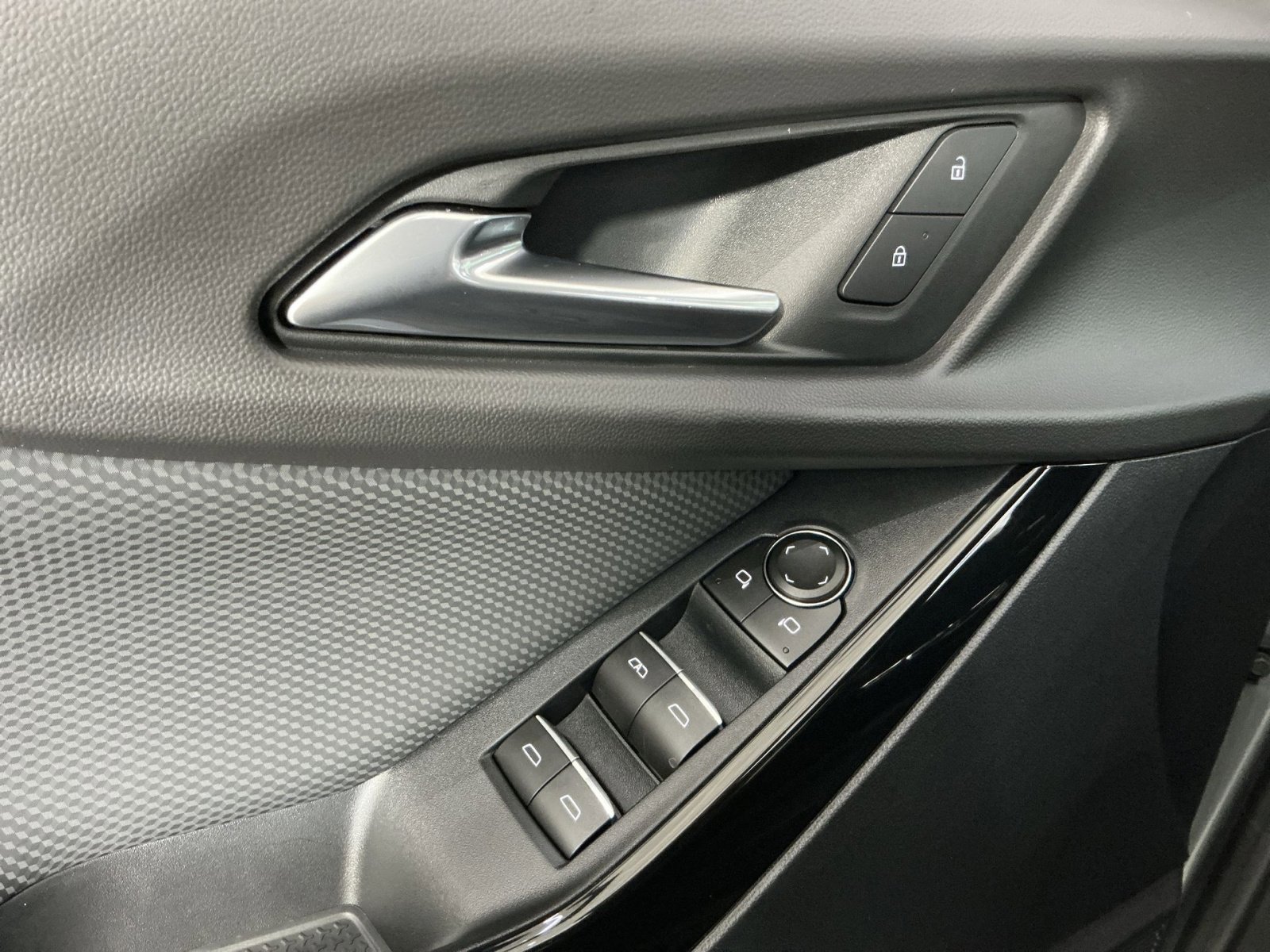 New 2026 Chevrolet Equinox RS w/ Safety and Technology Package image 23