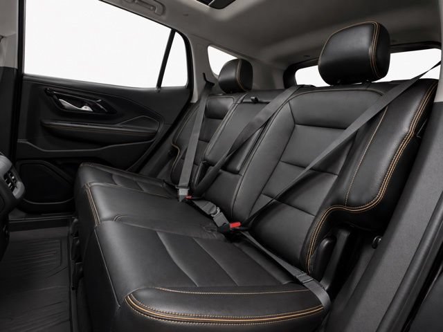 Used 2024 GMC Terrain AT4 w/ LPO, Floor Liner Package AWD/4WD image 21