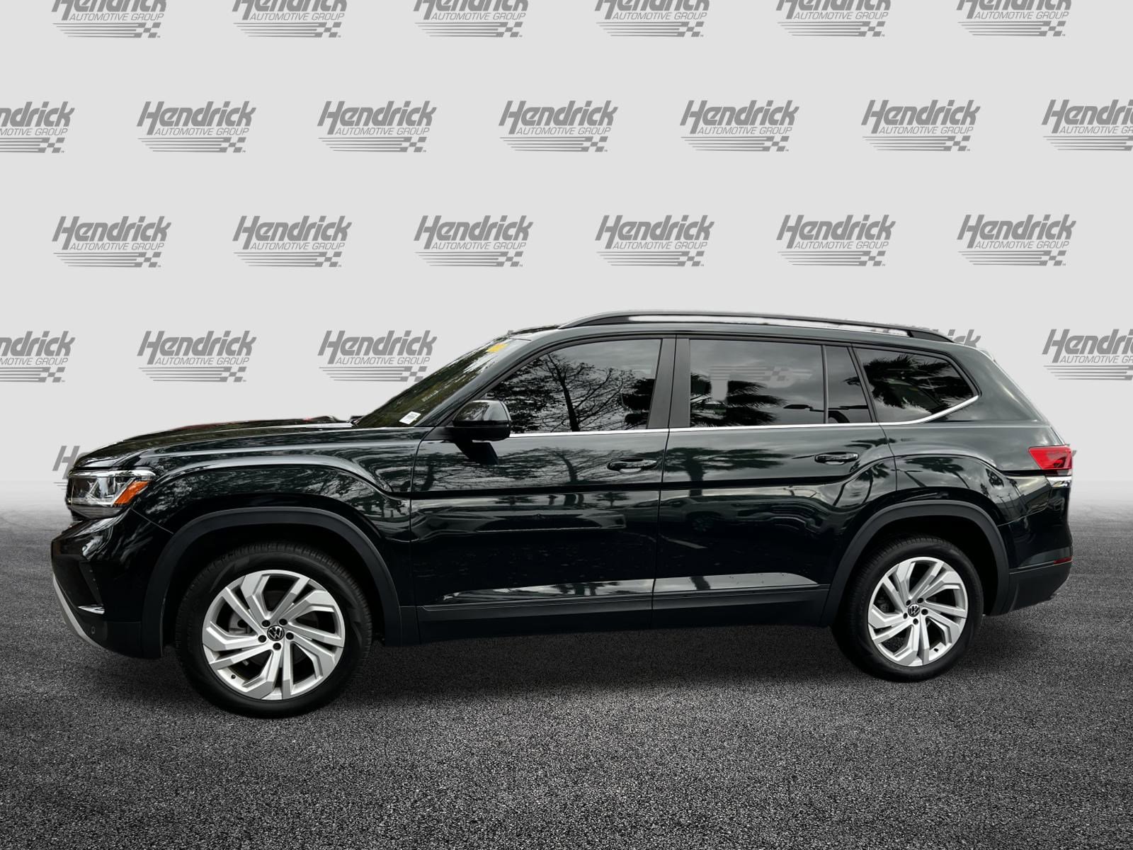 Used 2021 Volkswagen Atlas SE w/ Panoramic Sunroof Package image 6