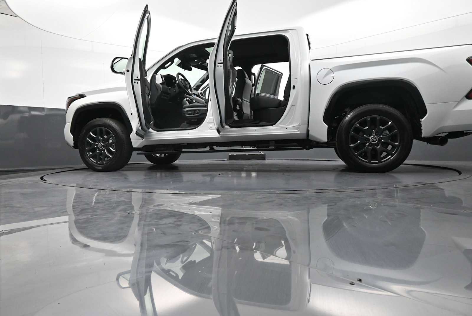 New 2024 Toyota Tundra Platinum AWD/4WD image 49