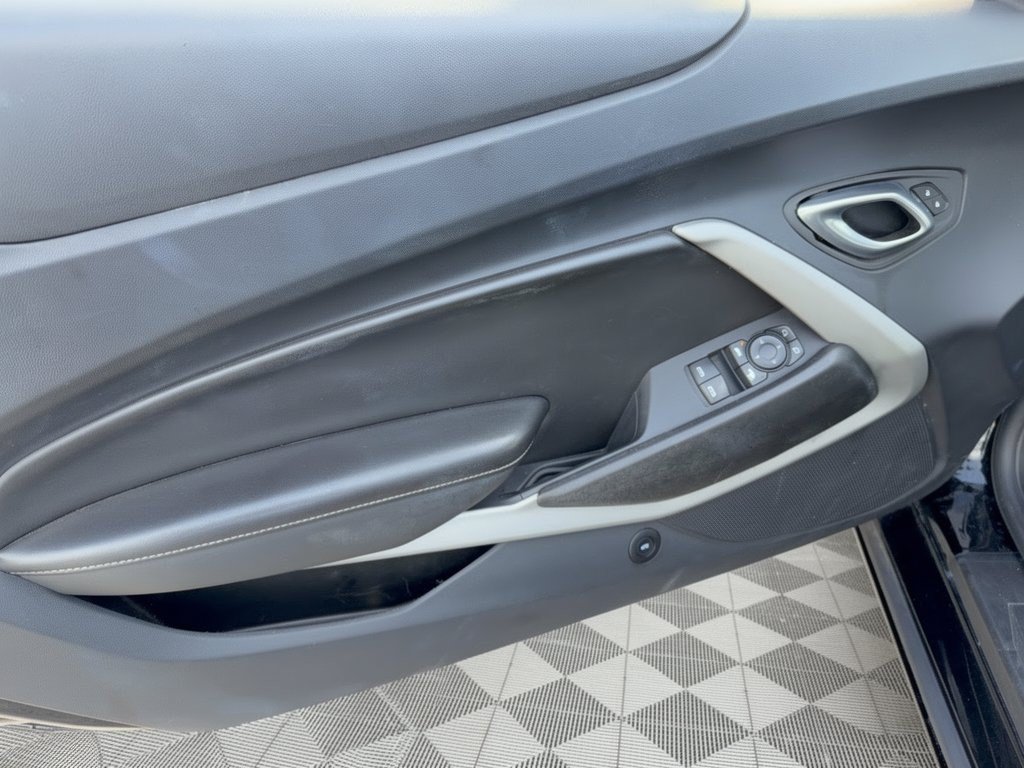 Used 2023 Chevrolet Camaro LT RWD image 14