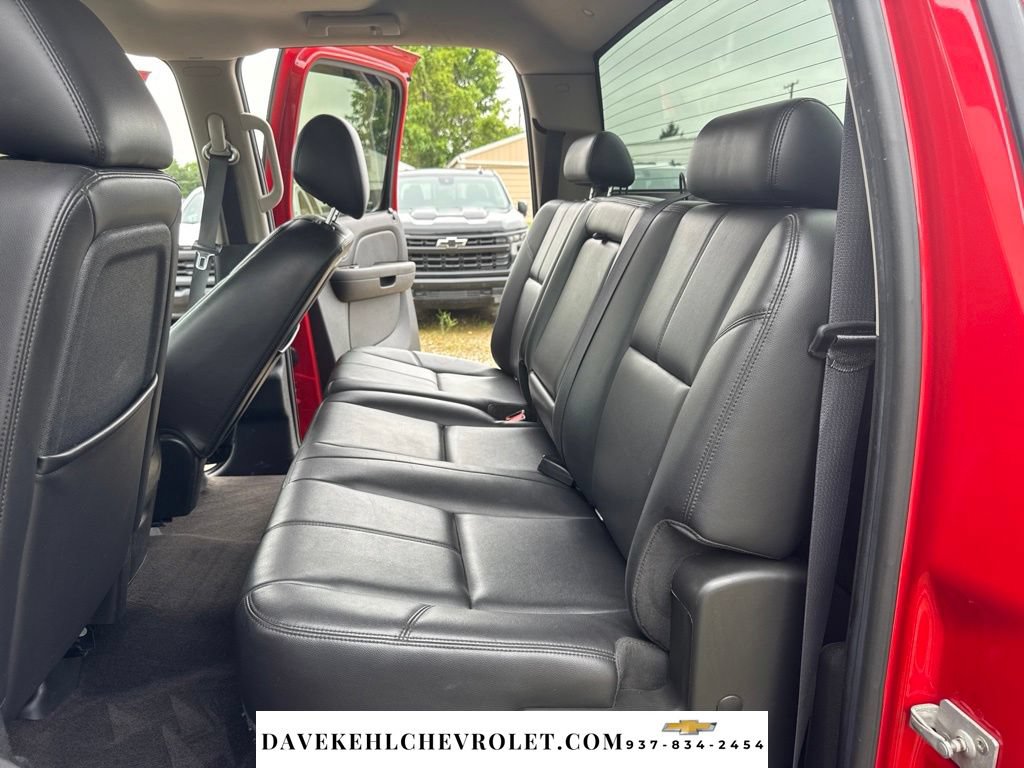 Used 2011 Chevrolet Silverado 1500 LTZ w/ Suspension Package, Off-Road AWD/4WD image 33