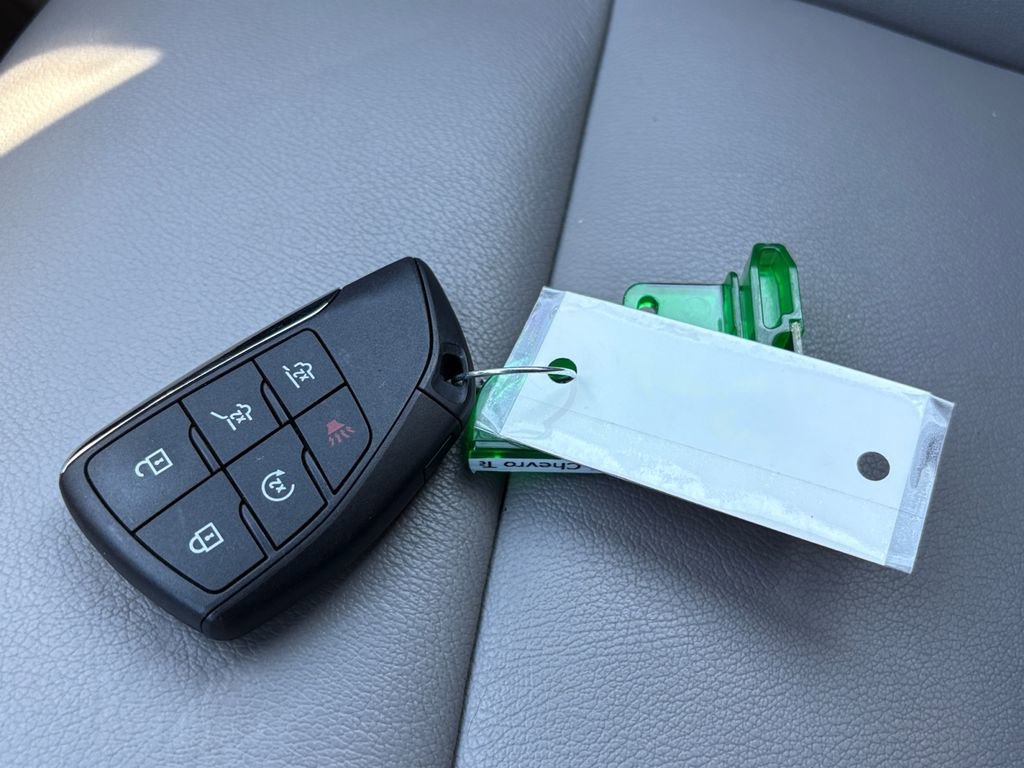 Used 2024 Chevrolet Tahoe Z71 w/ Luxury Package image 34