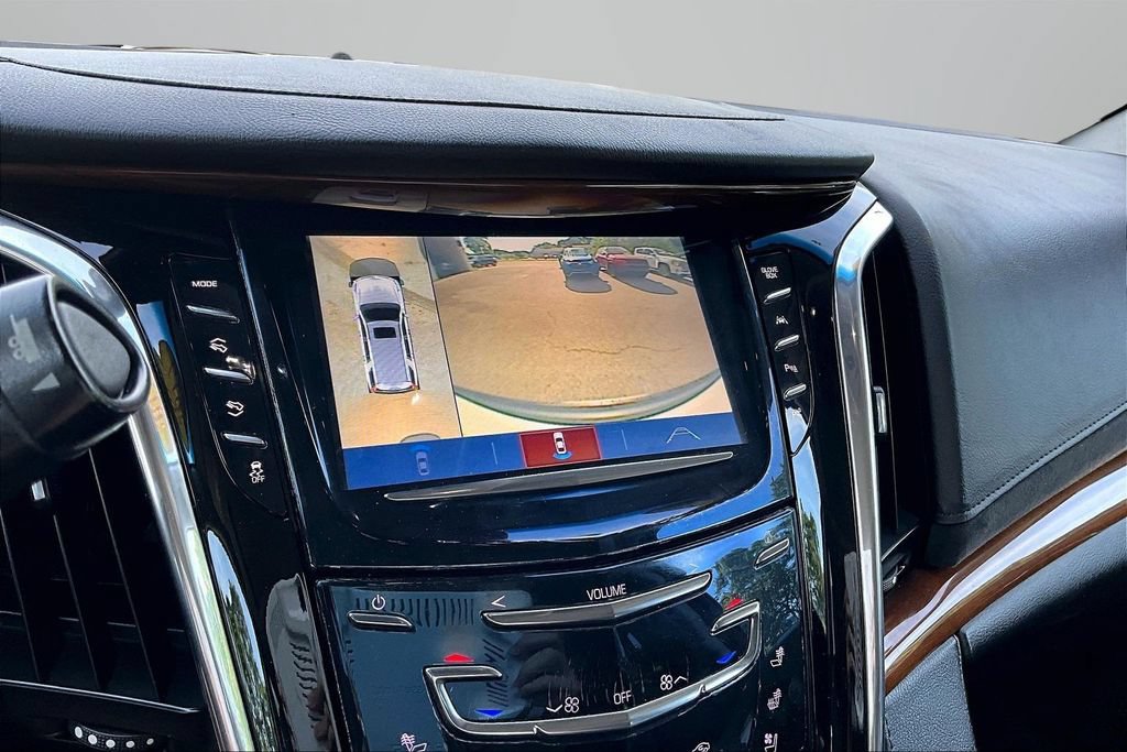Used 2017 Cadillac Escalade ESV Luxury AWD/4WD image 14