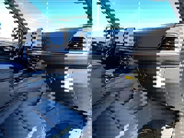 New 2026 Chevrolet Suburban RST w/ Comfort Package image 9