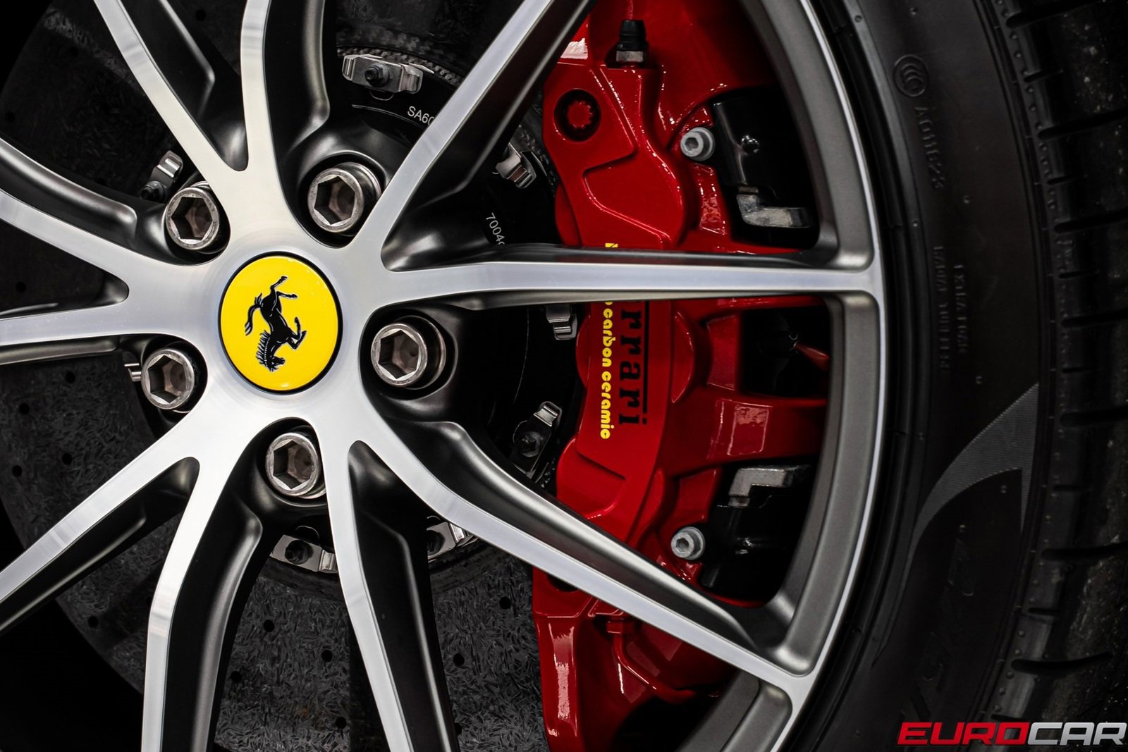 Used 2022 Ferrari 812 GTS image 24