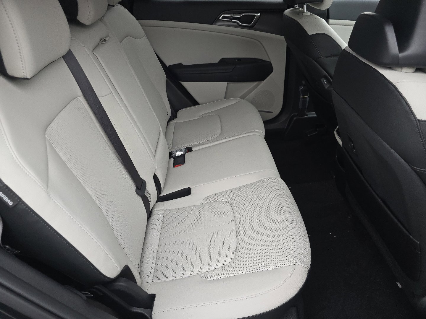 New 2026 Kia Sportage EX FWD image 19