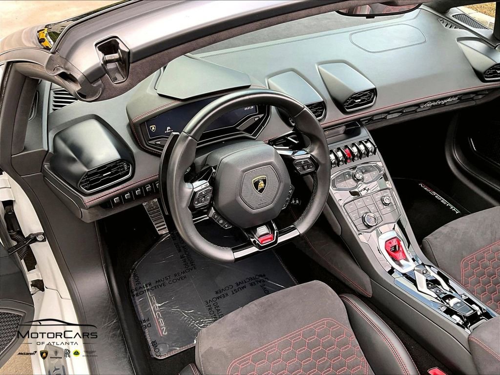 Used 2017 Lamborghini Huracan LP 610-4 AWD/4WD image 13
