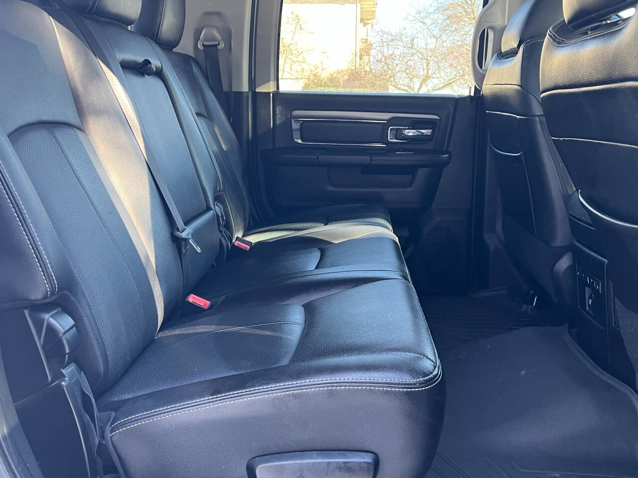 Used 2018 RAM 3500 Laramie w/ Sport Appearance Group image 29