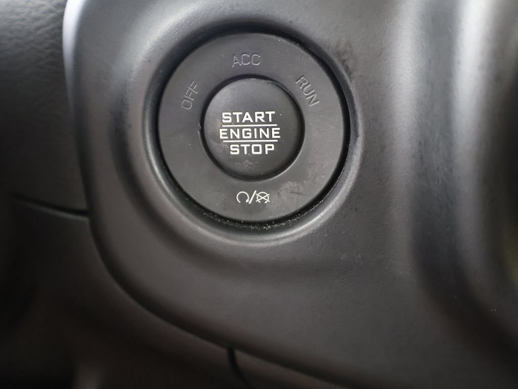 Used 2021 Jeep Wrangler Unlimited Sahara AWD/4WD image 34