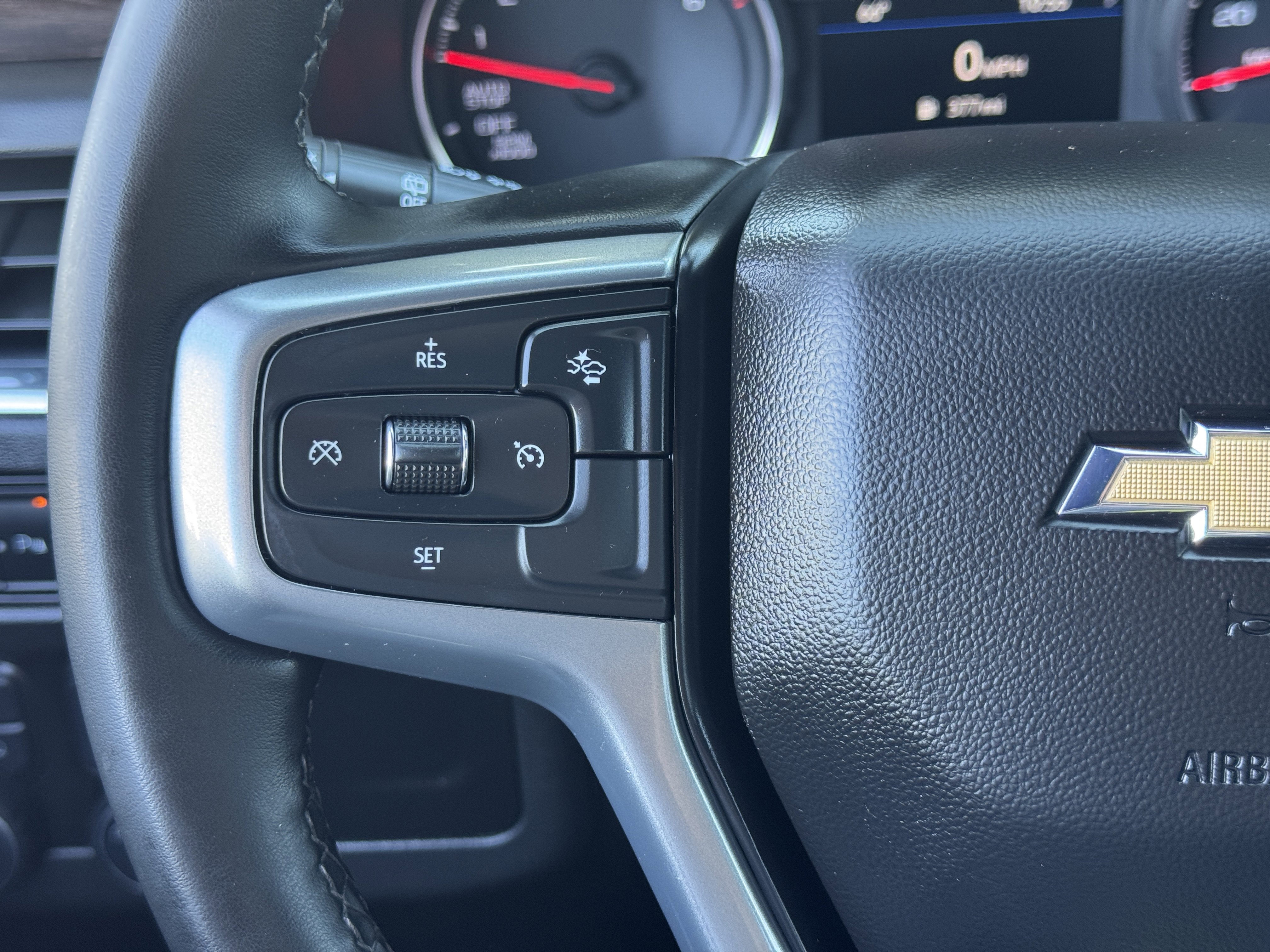 Certified 2024 Chevrolet Suburban LS image 33