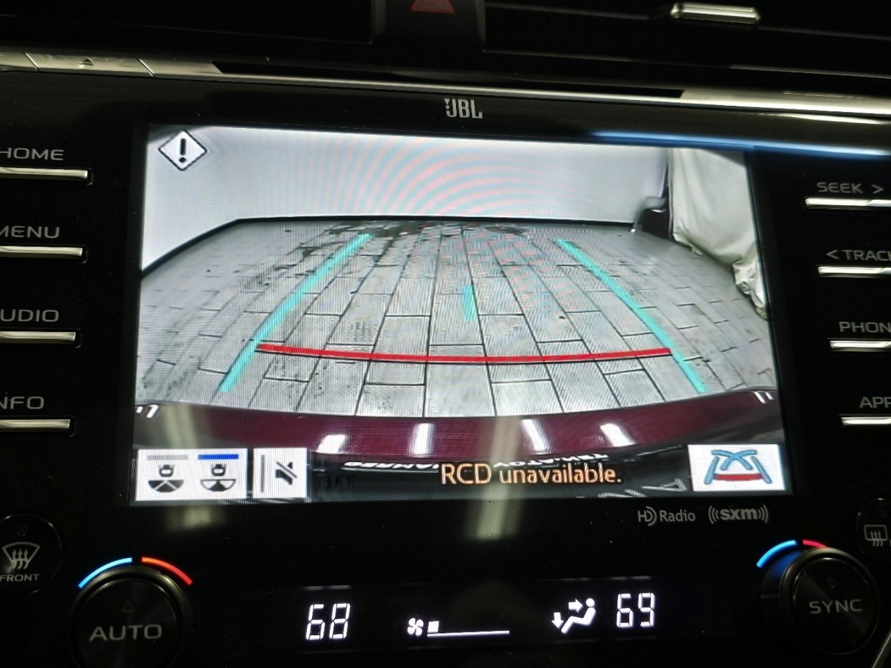 Used 2018 Toyota Camry XLE image 5