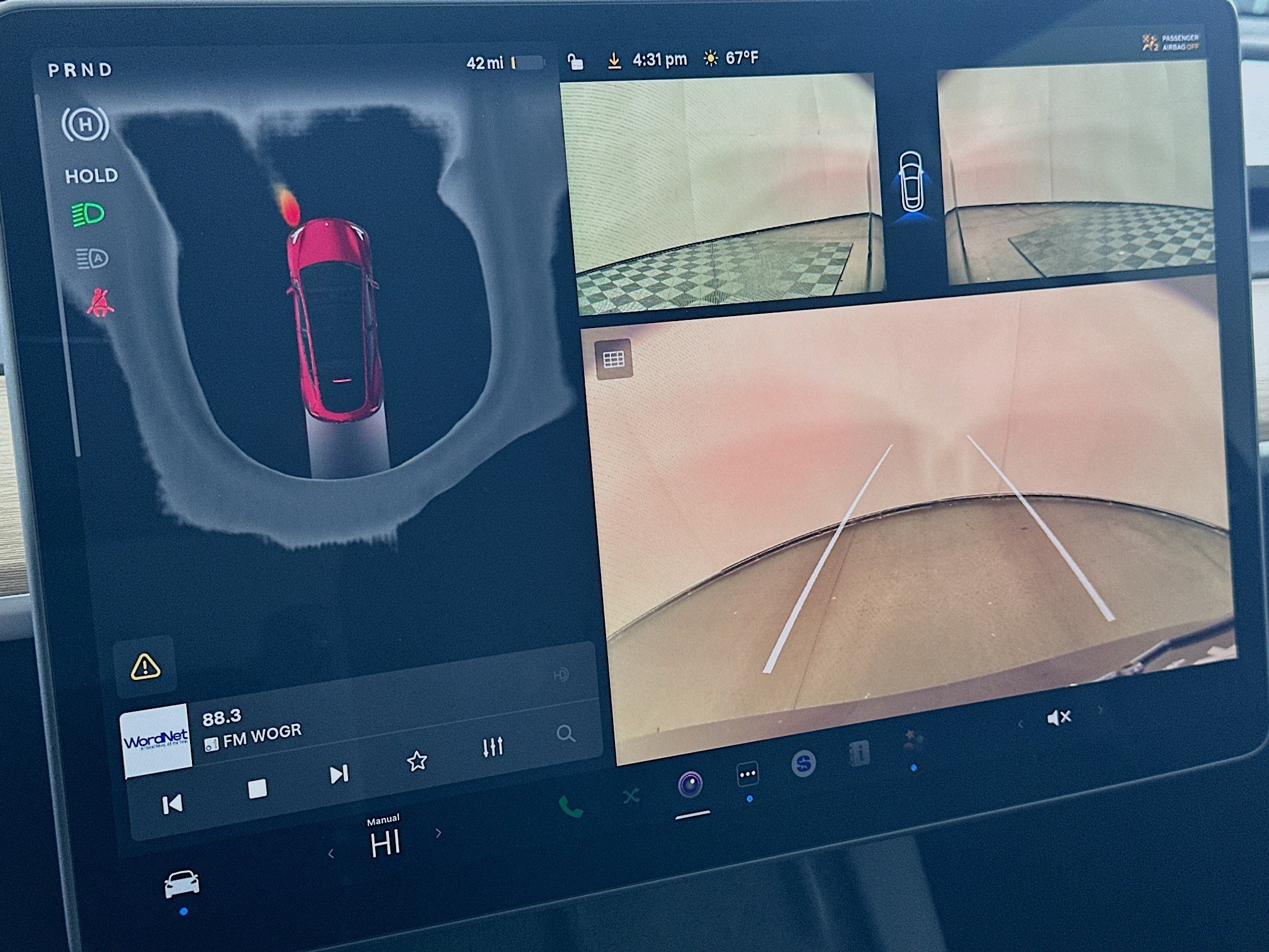 Used 2025 Tesla Model Y Long Range image 22