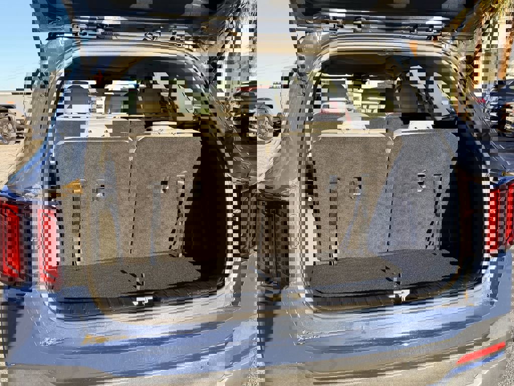 Used 2025 Kia Sorento S w/ Panoramic Sunroof Package image 10