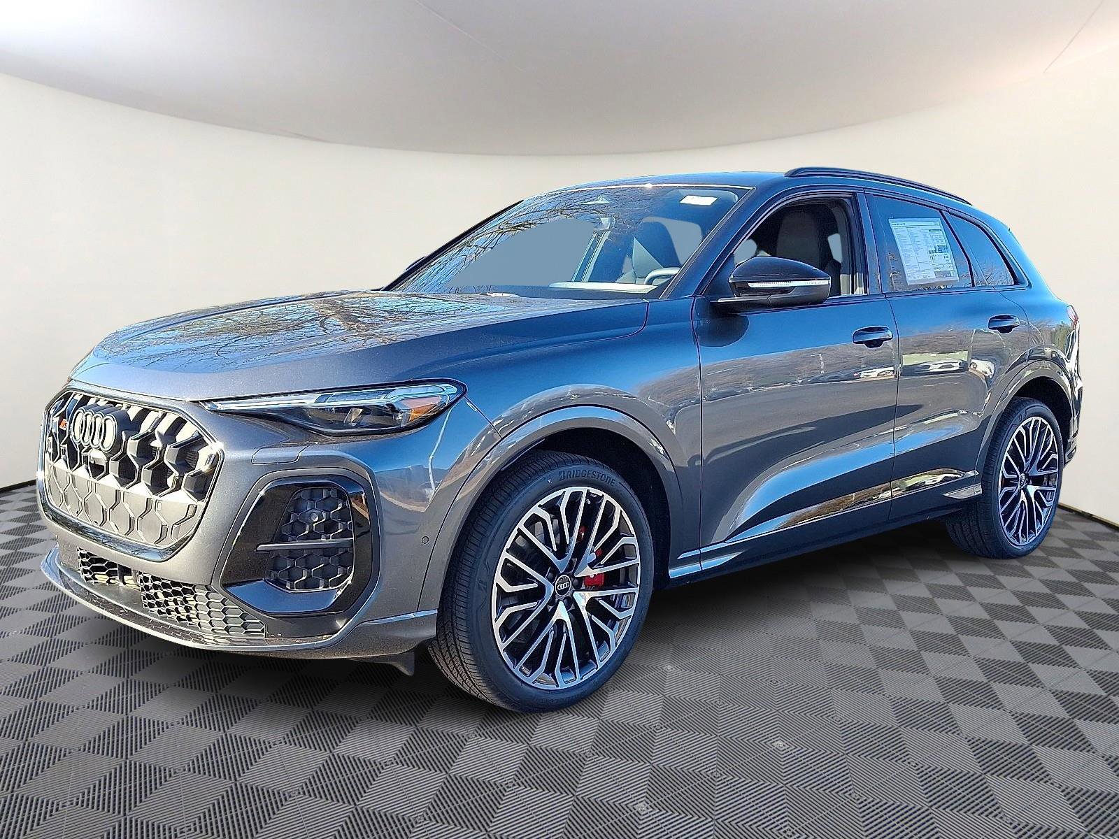 New 2025 Audi SQ5 Premium Plus image 3