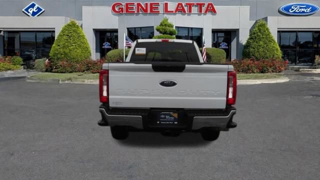 Certified 2025 Ford F250 XLT image 15