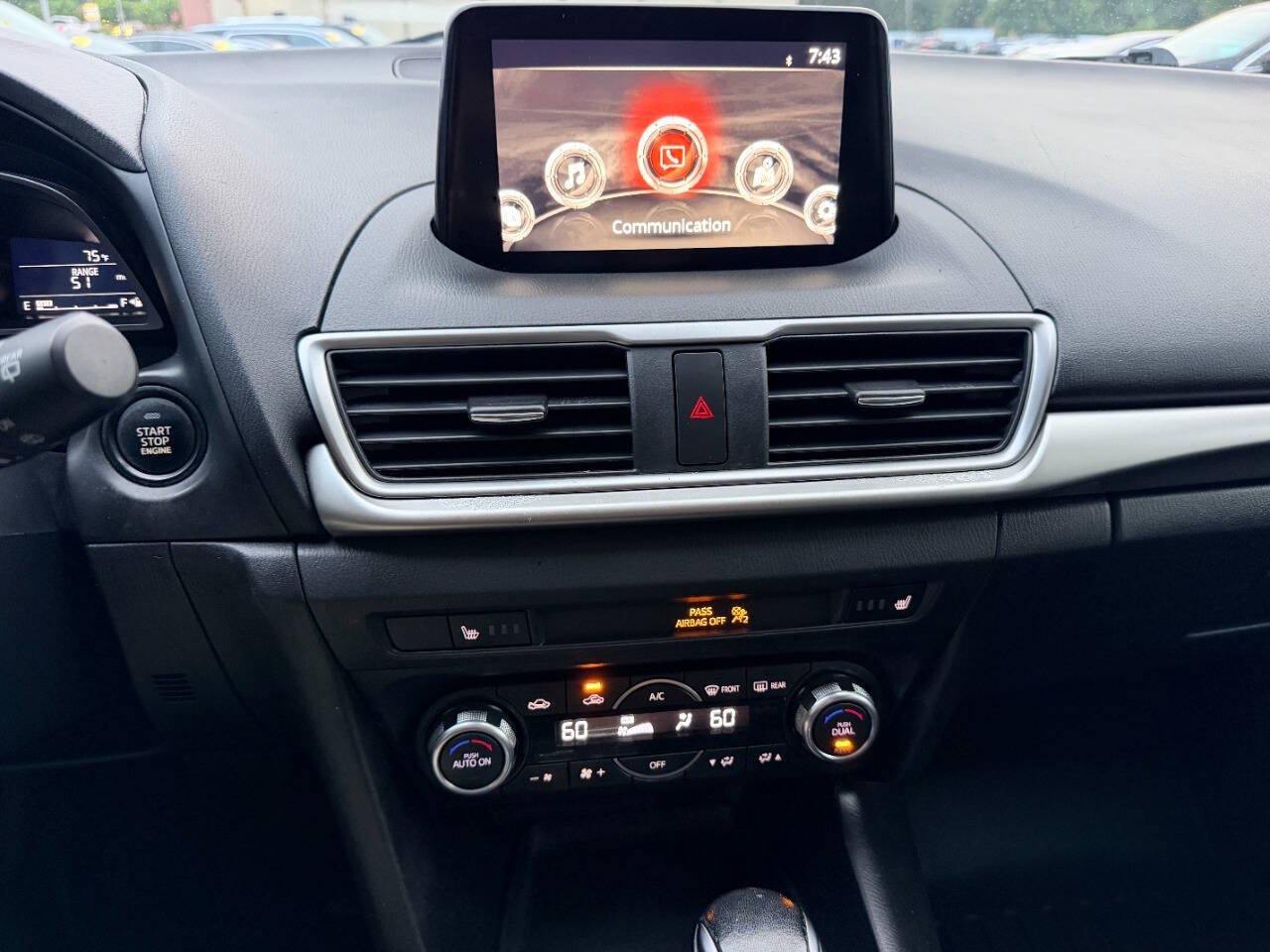 Used 2018 MAZDA MAZDA3 Touring FWD image 35