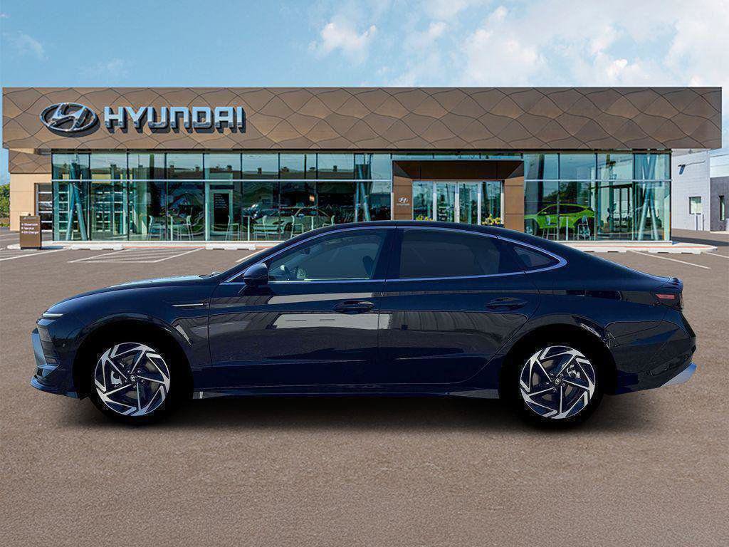 New 2026 Hyundai Sonata SEL FWD image 3