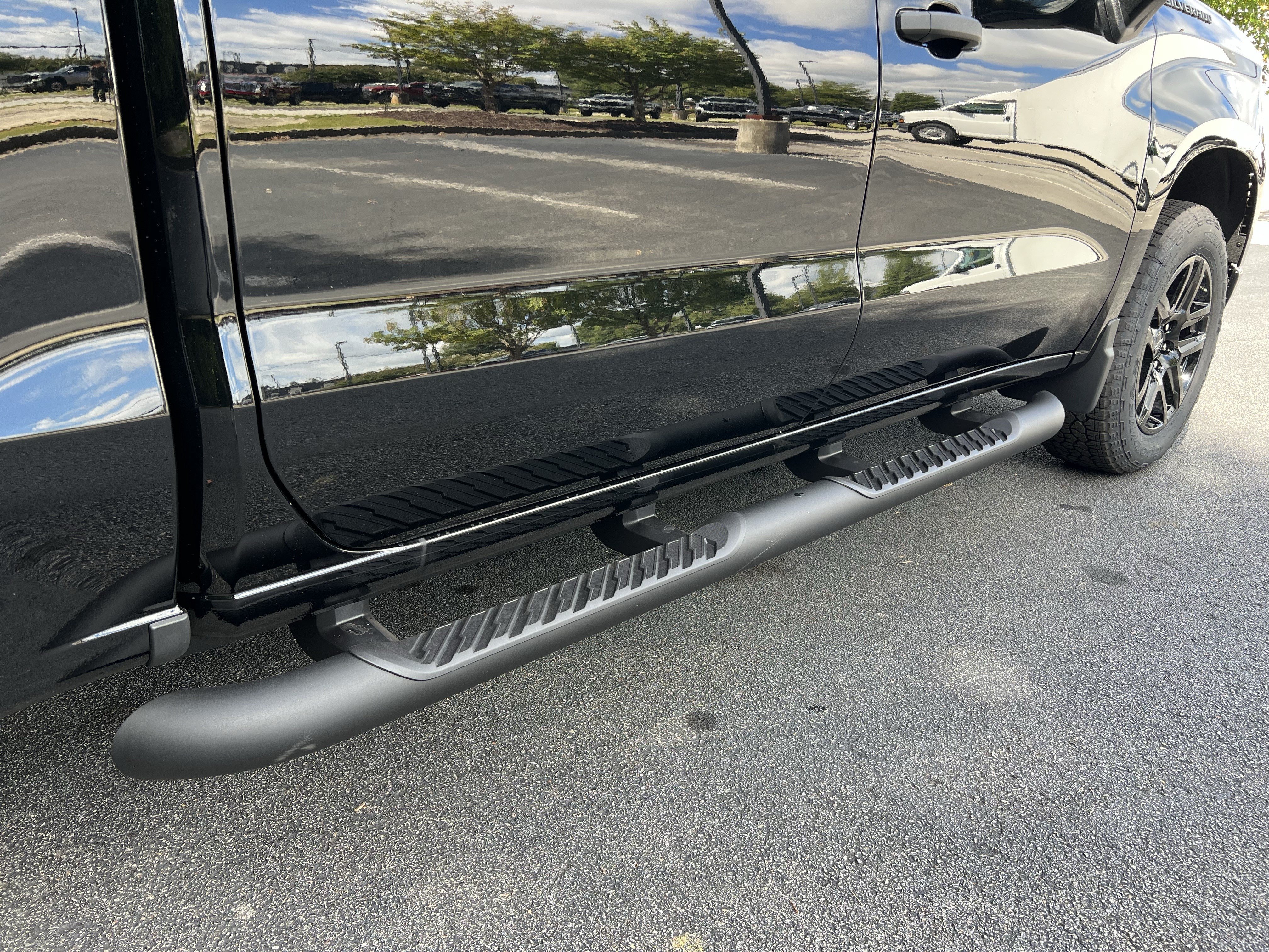 New 2026 Chevrolet Silverado 1500 Custom w/ Turbomax Blackout Package AWD/4WD image 37