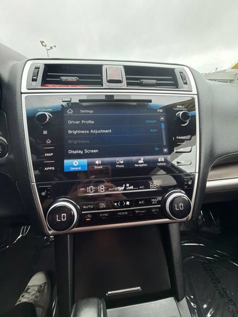 Used 2019 Subaru Outback 2.5i Touring AWD/4WD image 13