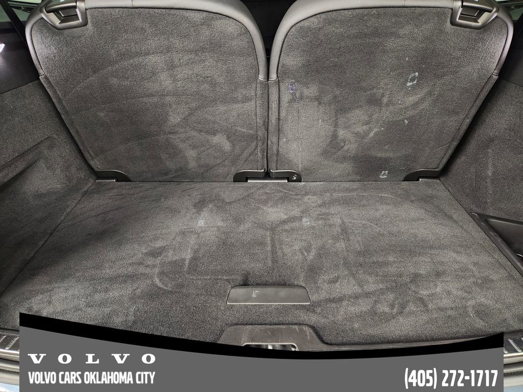 Certified 2025 Volvo XC90 B6 Plus image 34