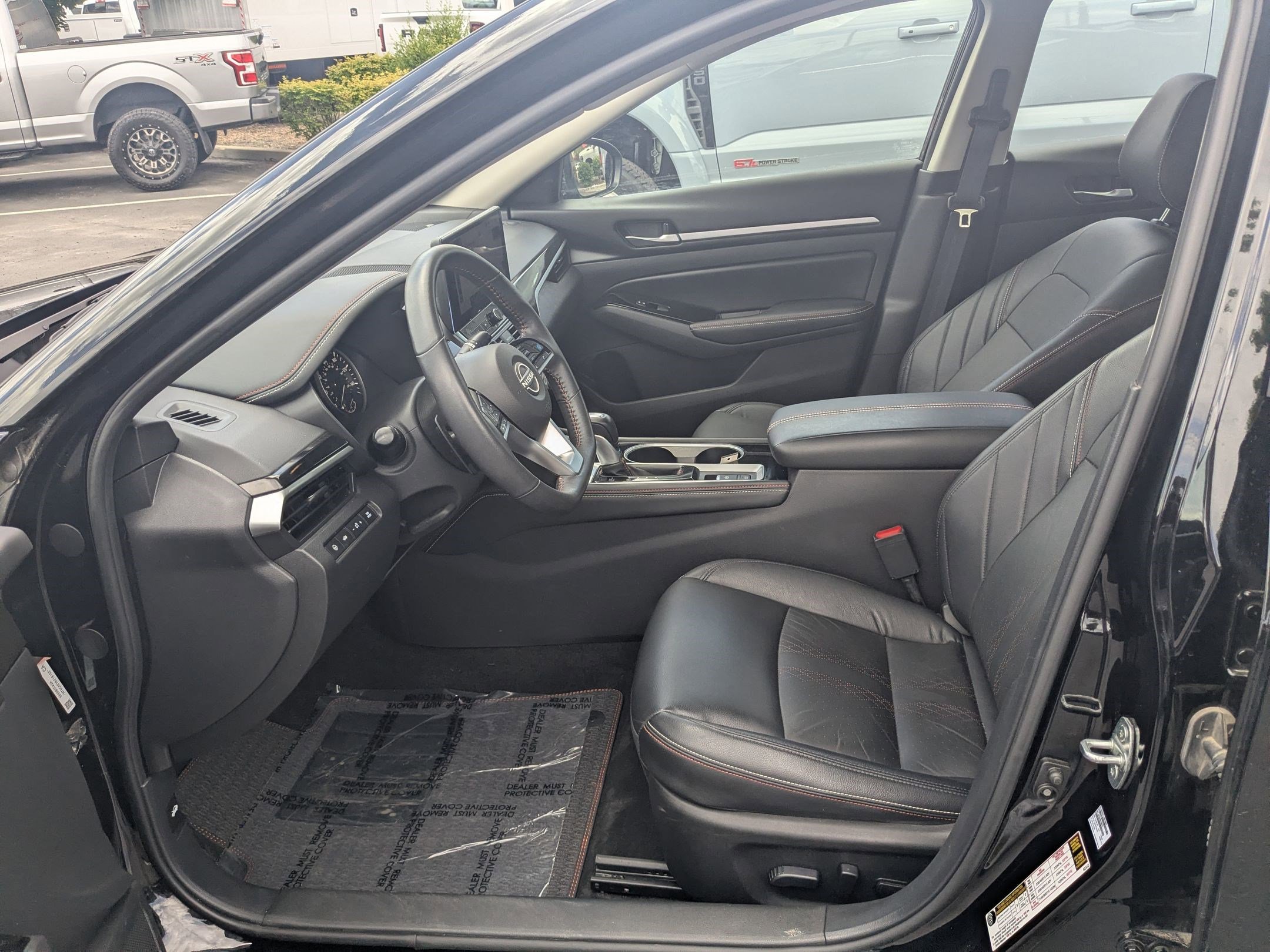 Used 2024 Nissan Altima 2.5 SR AWD/4WD image 30