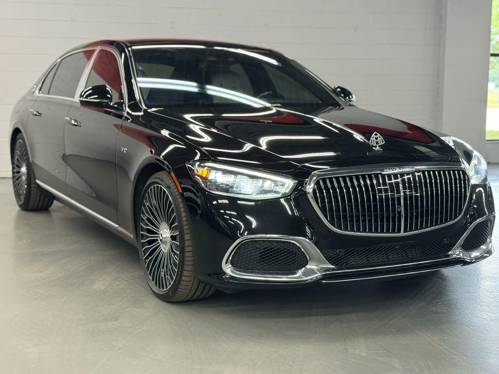 Used 2023 Mercedes-Benz Maybach S 680 S 680 4MATIC Sedan 4D w/ Manufaktur Leather Package image 18